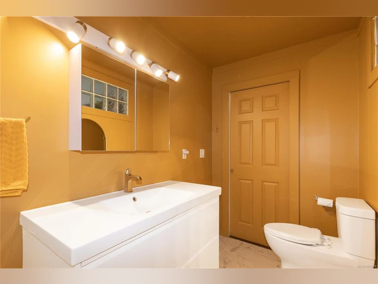 126 Cliffe Avenue, Courtenay, BC, V9N 2H5 - 30