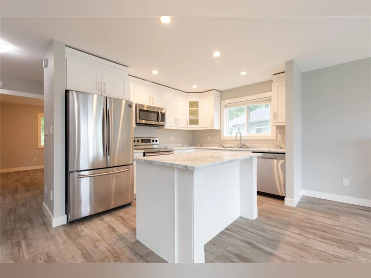 557 Lori Place, Nanaimo, BC, V9R 0H5 - 7
