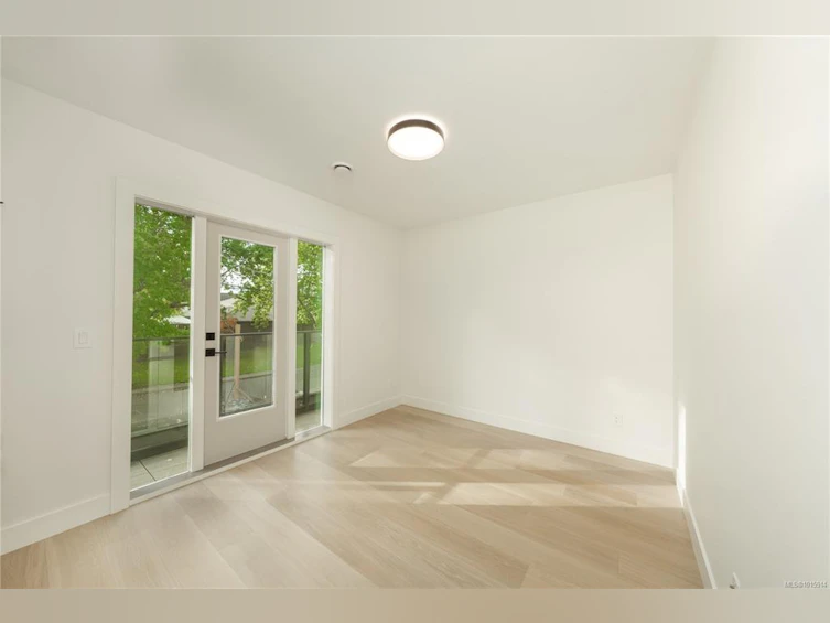 1772 Chandler Avenue, Victoria, BC, V8S 1N6 - 25