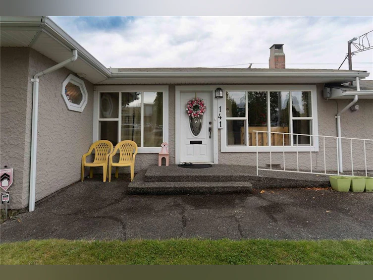 141 E Jensen Avenue, Parksville, BC, V9P 2H6 - 6