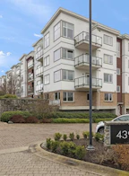 310 4394 West Saanich Road