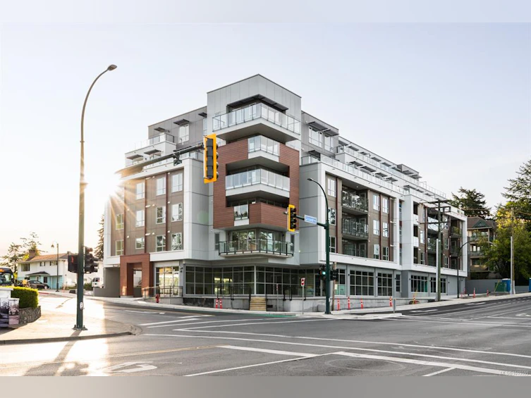 401-258 Helmcken Road, View Royal, BC, V9B 1S8