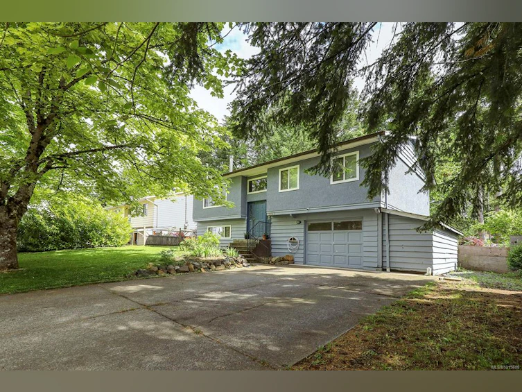 2046 Tull Avenue, Courtenay, BC, V9N 5P6