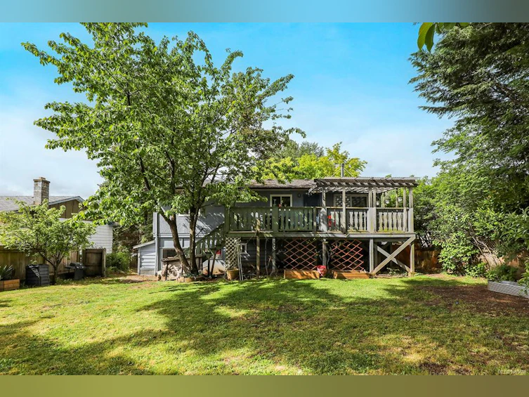 2046 Tull Avenue, Courtenay, BC, V9N 5P6 - 24