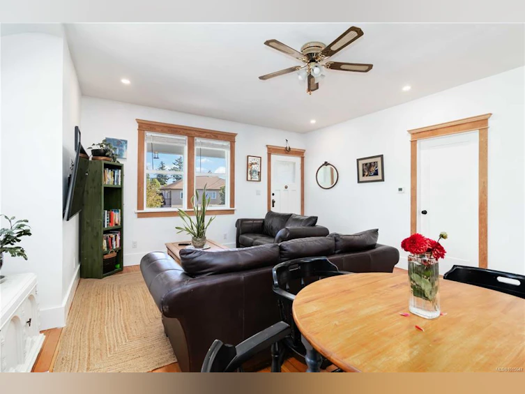 149 W Maddock Avenue, Saanich, BC, V9A 1G2 - 13