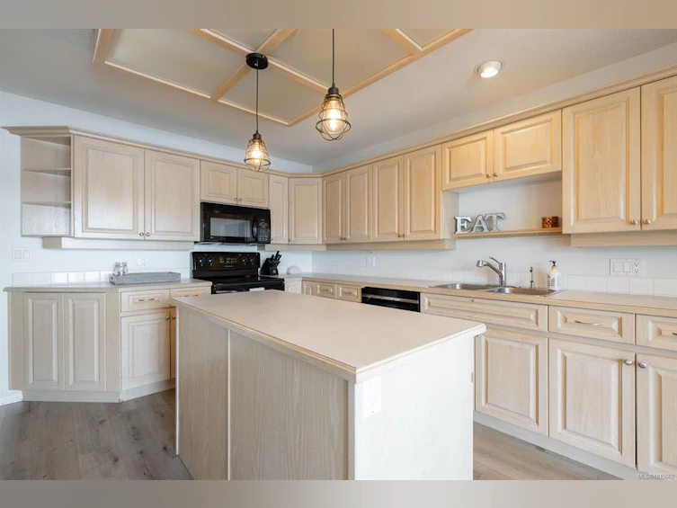9050 Lord Road, Port Alberni, BC, V9Y 9C1 - 21