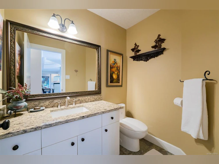 3689 Glen Oaks Drive, Nanaimo, BC, V9T 5A1 - 35