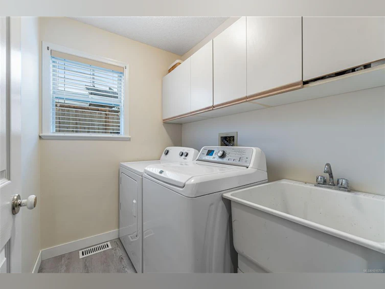 6123 Janelle Place, Nanaimo, BC, V9V 1M7 - 35