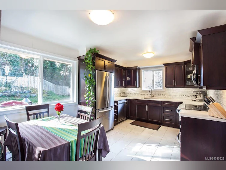 12 Jedburgh Road, View Royal, BC, V9B 1K8 - 9
