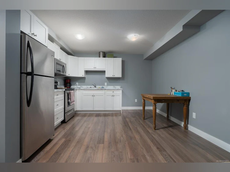 370 Cordan Street, Nanaimo, BC, V9R 0H9 - 38