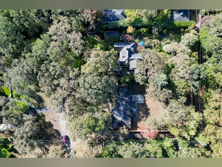 3160 Midland Road, Oak Bay, BC, V8R 6E9 - 48