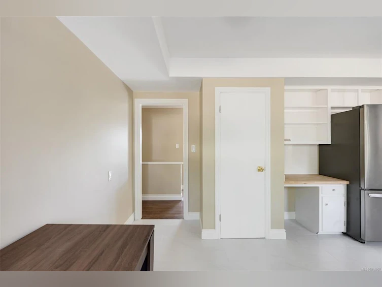 3160 Midland Road, Oak Bay, BC, V8R 6E9 - 17