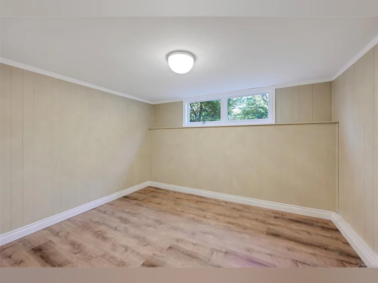 3160 Midland Road, Oak Bay, BC, V8R 6E9 - 34