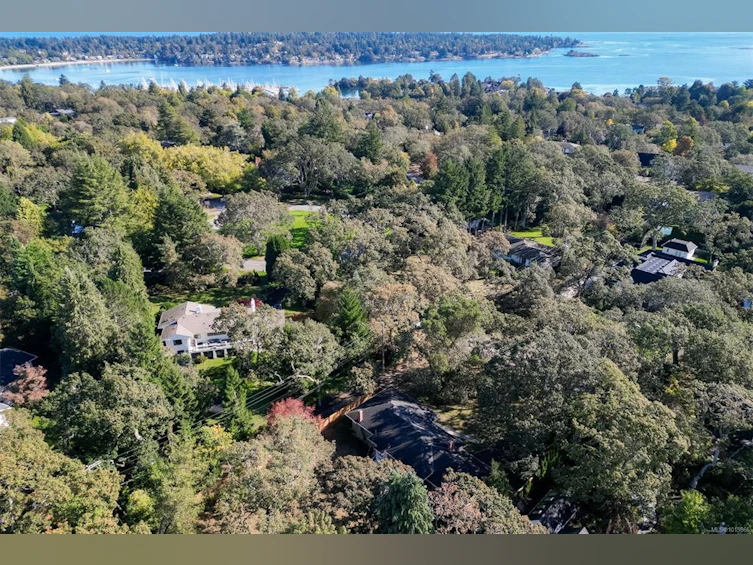 3160 Midland Road, Oak Bay, BC, V8R 6E9 - 49