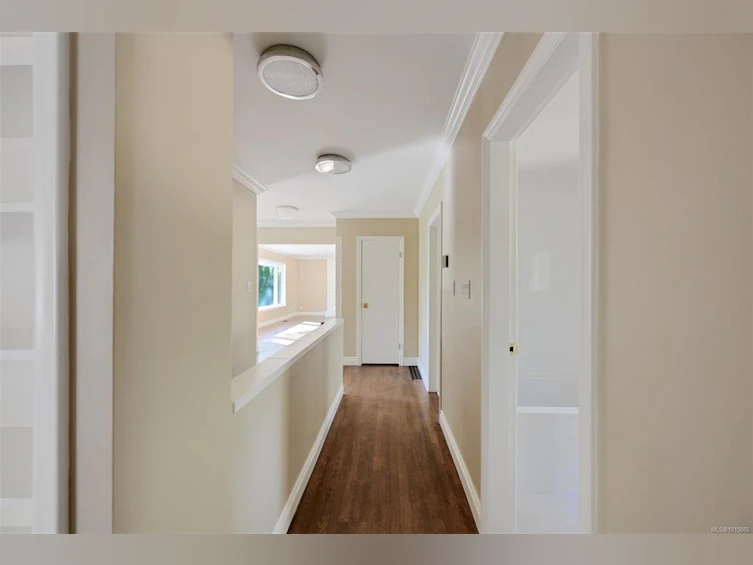 3160 Midland Road, Oak Bay, BC, V8R 6E9 - 30