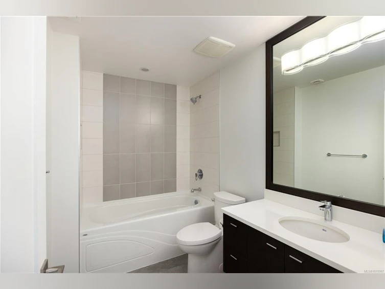 1198 Hewlett Place, Oak Bay, BC, V8S 4P7 - 30