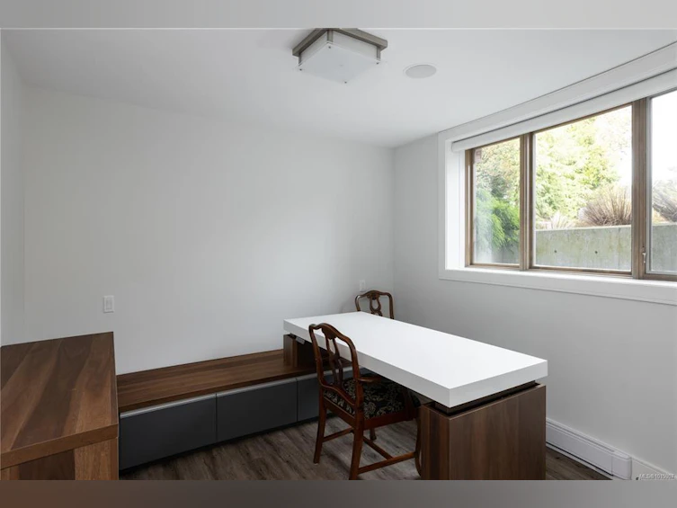 1198 Hewlett Place, Oak Bay, BC, V8S 4P7 - 33