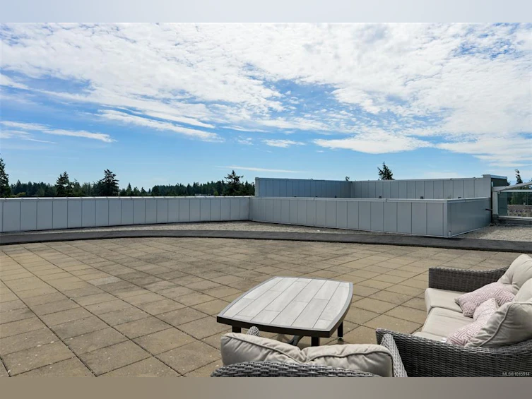 418-2745 Veterans Memorial Pkwy, Langford, BC, V9B 0H4 - 33