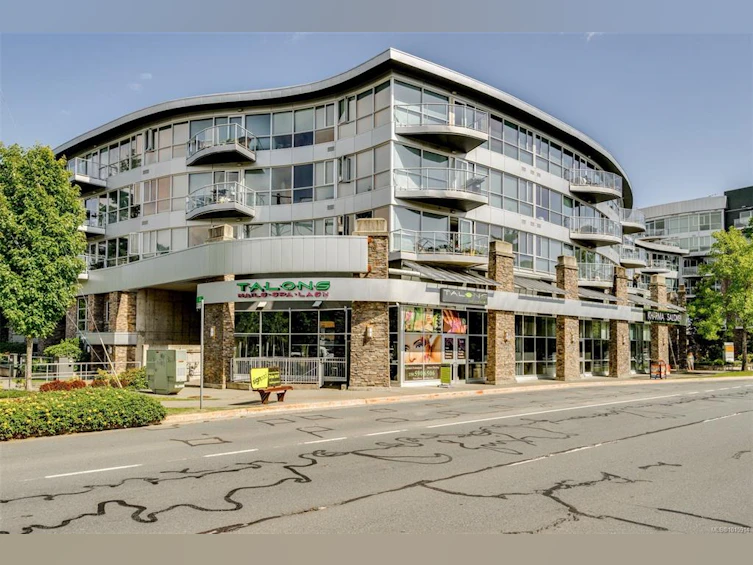 418-2745 Veterans Memorial Pkwy, Langford, BC, V9B 0H4 - 38