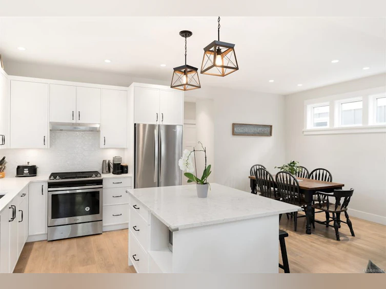 107-1964 John Road, North Saanich, BC, V8L 2P9 - 10