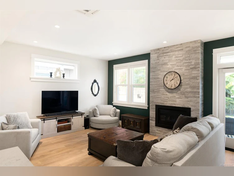 107-1964 John Road, North Saanich, BC, V8L 2P9 - 4