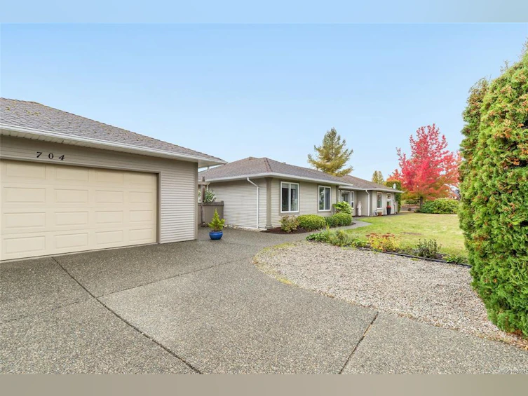 704 Foxtail Avenue, Parksville, BC, V9P 2S3 - 32