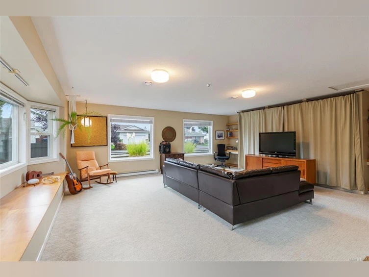 704 Foxtail Avenue, Parksville, BC, V9P 2S3 - 26