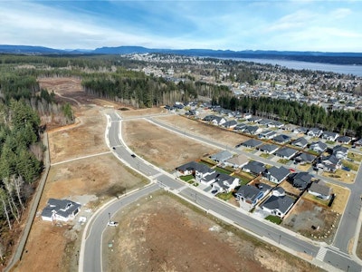 782 Sitka Street - 5