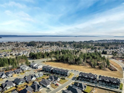 782 Sitka Street - 3