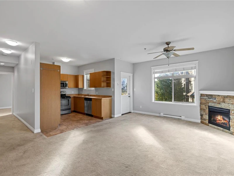 206 - 2115 Meredith Road, Nanaimo BC V9S 2N2