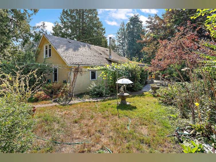 1720 Swartz Bay Road, North Saanich, BC, V8L 5R2 - 5