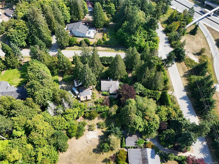 1720 Swartz Bay Road, North Saanich, BC, V8L 5R2 - 7