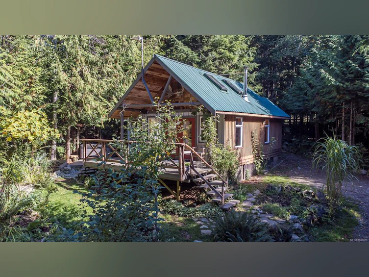 584 Sabre Road, Kelsey Bay/Sayward, BC, V0P 1R0 - 36