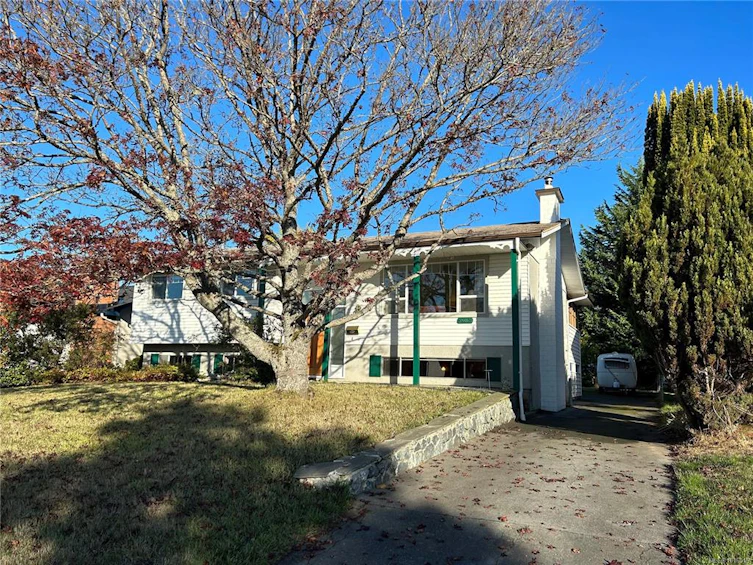 3983 Oakwood Street, Saanich, BC, V8N 3M9 - 30