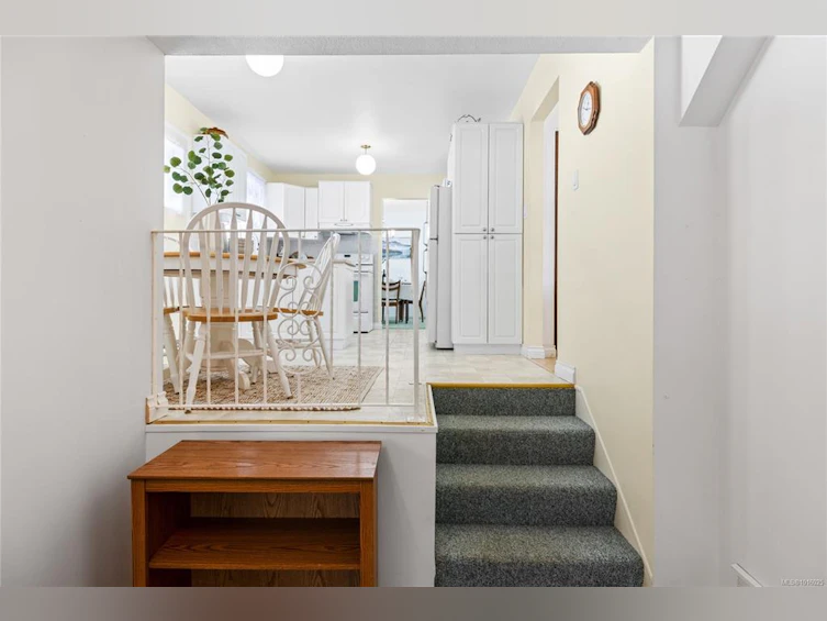 3130 Smugglers Hill Drive, Nanaimo, BC, V9T 1H8 - 14