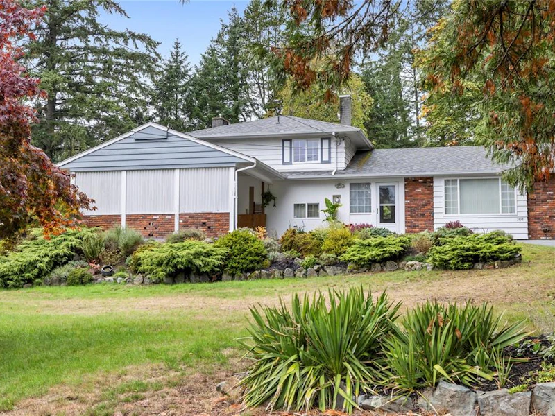 3130 Smugglers Hill Drive, Nanaimo BC V9T 1H8