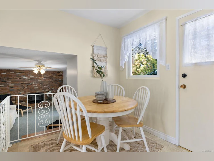 3130 Smugglers Hill Drive, Nanaimo, BC, V9T 1H8 - 13