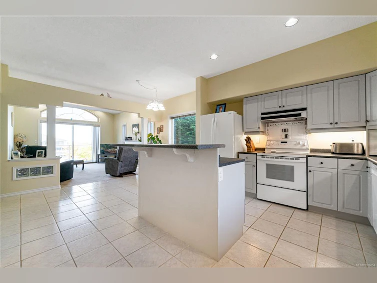 6440 Zante Place, Nanaimo, BC, V9V 1P2 - 6
