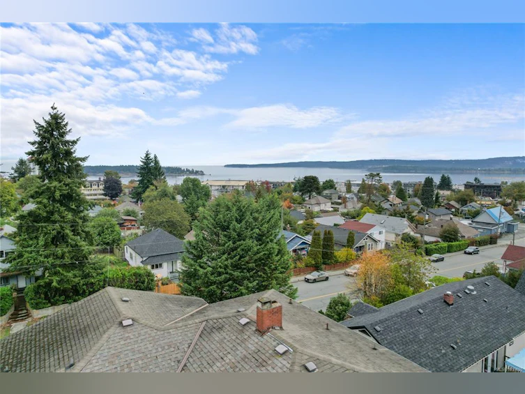 609 Milton Street, Nanaimo, BC, V9R 2L4 - 4