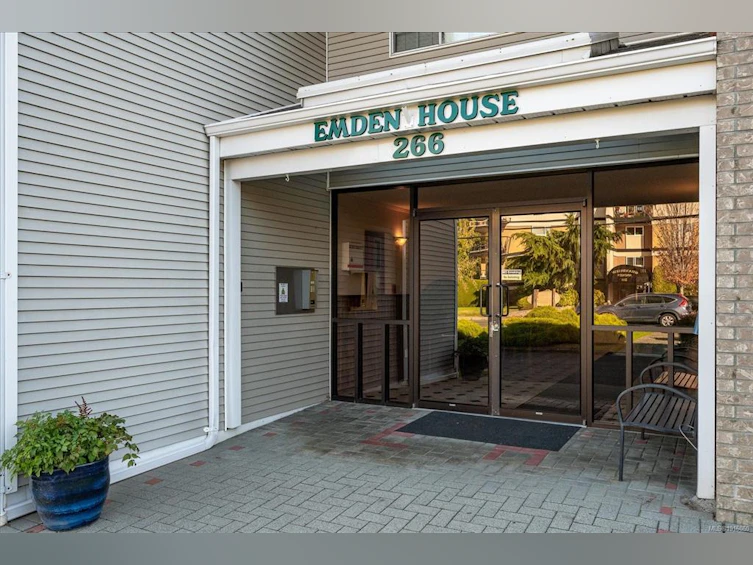 204-266 W Hirst Avenue, Parksville, BC, V9P 2K9 - 19