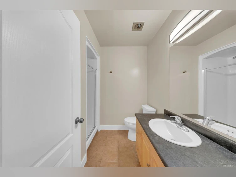 6758 Amwell Drive, Central Saanich, BC, V8M 1A1 - 32