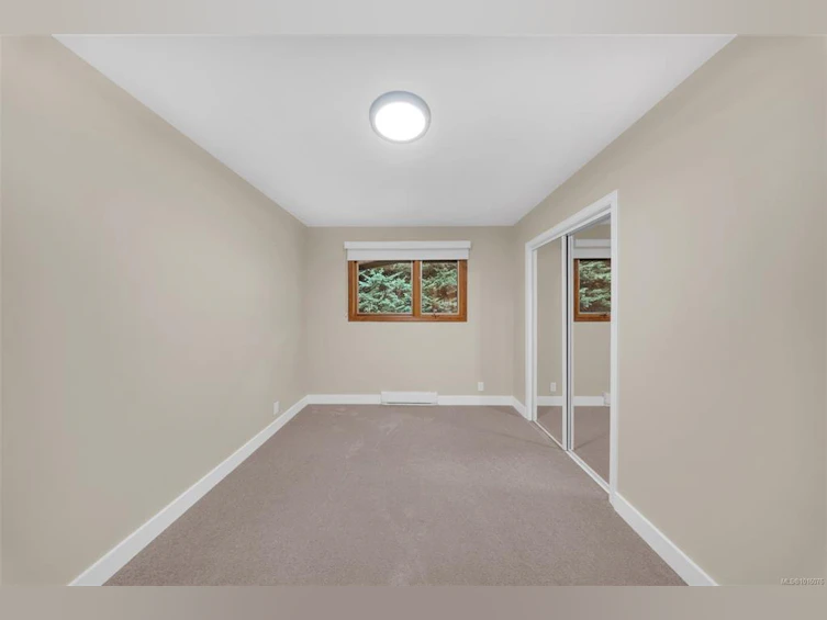 6758 Amwell Drive, Central Saanich, BC, V8M 1A1 - 28