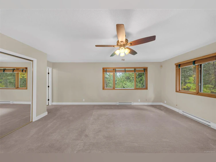 6758 Amwell Drive, Central Saanich, BC, V8M 1A1 - 23