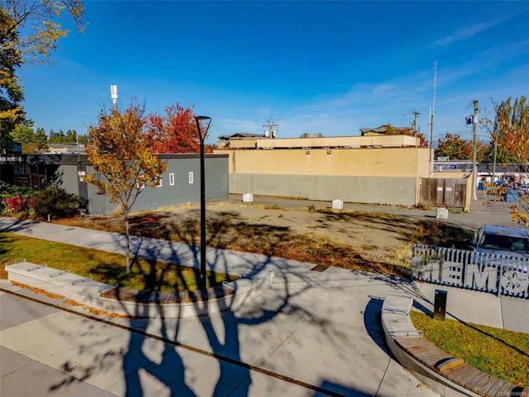 Lot 35 Memorial Avenue, Parksville, BC, V9P 0H7 - 2