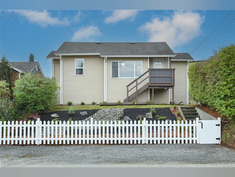 1971 19th Avenue, Campbell River, BC, V9M 4M8 - 24