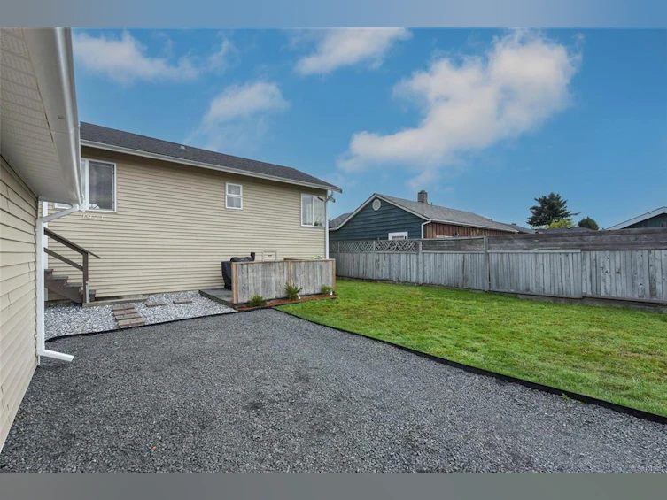 1971 19th Avenue, Campbell River, BC, V9M 4M8 - 28