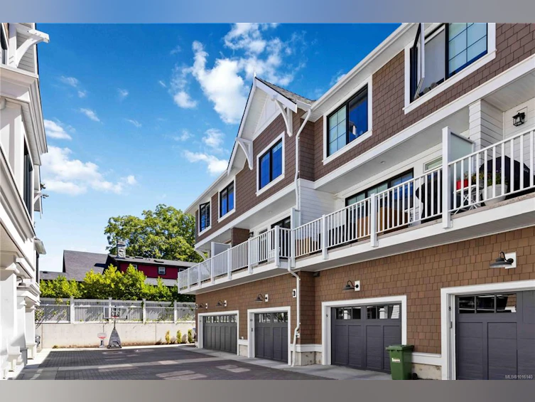 10-1810 Kings Road, Saanich, BC, V8R 2P3 - 48