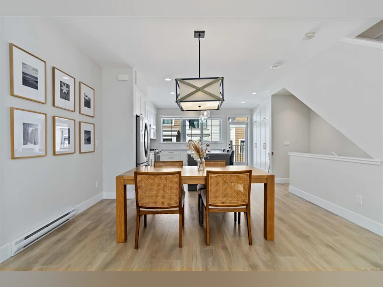 10-1810 Kings Road, Saanich, BC, V8R 2P3 - 26