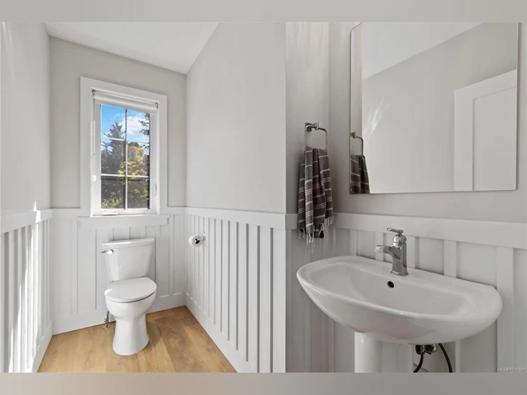 10-1810 Kings Road, Saanich, BC, V8R 2P3 - 27