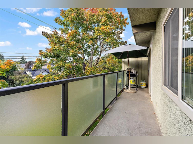 43-477 Lampson Street, Esquimalt, BC, V9A 5Z4 - 13